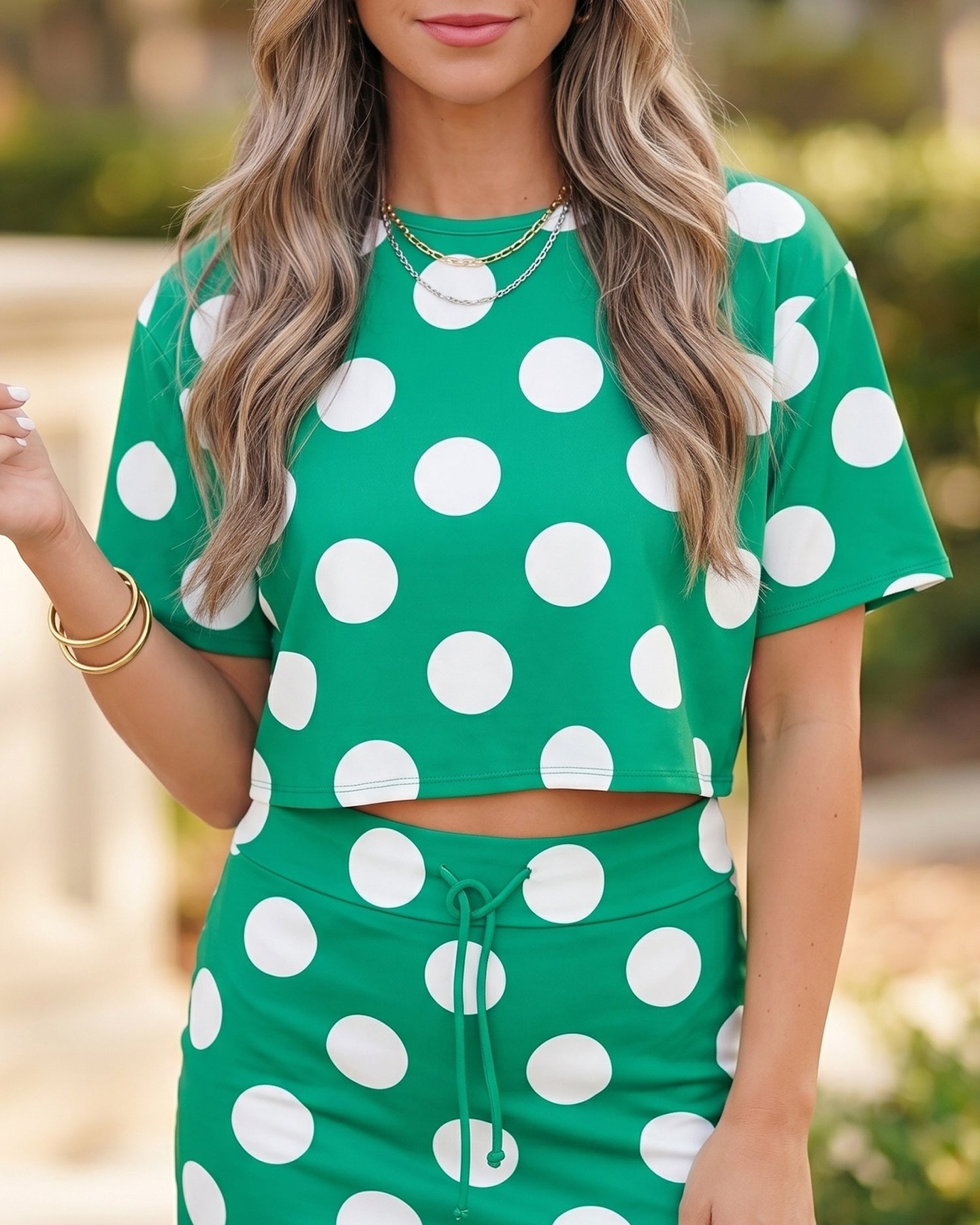 Polka dots just got cooler. This two-piece set is the perfect blend of playful and polished—a cropped tee paired with a bodycon skort that gives you all the style with zero compromise on comfort.

The skort hybrid keeps you covered while moving freely, and that coordinated polka dot print across both pieces? It ties everything together effortlessly.

Summer vibes sorted for only £21.50.

Shop now: 

#PolkaDotSet #CoOrdOutfit #SummerFashion #TwoPieceSet #FashionFitz
