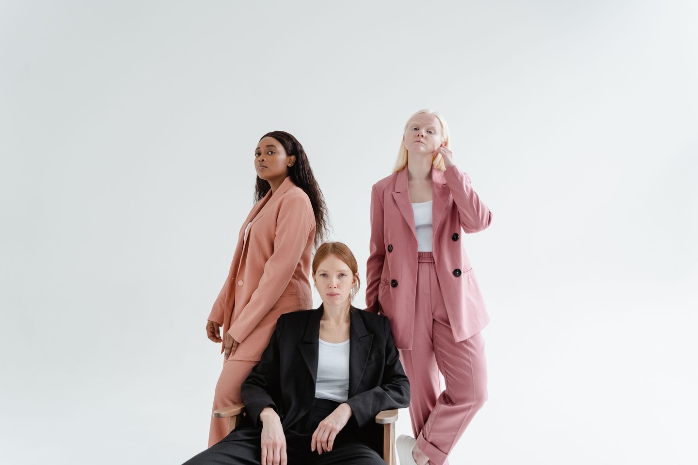 Festival and outdoor event fashion in 2026 has evolved beyond the boho-maximalist looks of previous years toward something more practical and more genuinely stylish. The best outdoor event outfits are built on a simple set of principles: comfortable footwear, layerable pieces ...