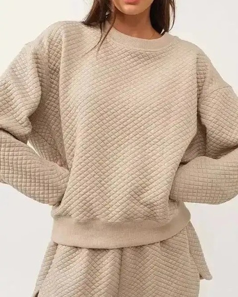 Quilted comfort is the only lounge set upgrade you actually need.

Forget stiff fabrics and boring basics. This parchment set wraps you in cosy, tactile warmth with its gorgeous quilted texture—perfect for lazy days at home or effortless casual moments out.

The creamy, warm colourway works with everything in your wardrobe. Soft, elegant, endlessly wearable.

Now at £33.29 for sizes S–2XL.

Shop now: 

#QuilledLounge #CozyStyle #WomensFashion #LoungeSet #ParchmentVibes