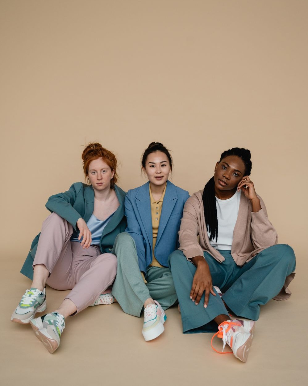 Ribbed knit has gone from a functional fabric choice to a deliberate aesthetic statement in 2026. The textured, vertically grooved construction of rib knit adds visual depth and a premium feel to even the simplest garments — and this season it is appearing across tops, co-ord ...