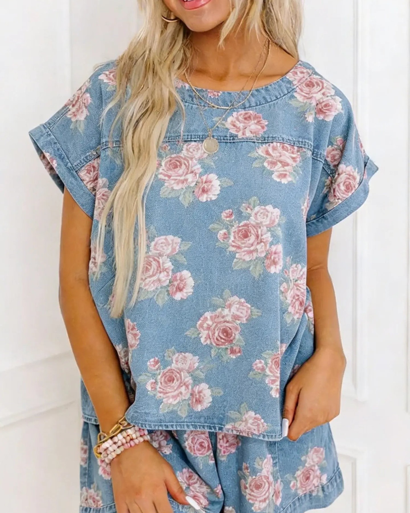 Effortless summer style in one complete look — this floral denim co-ord set combines utility with freshness for those warm days ahead.

The coordinated pieces mean zero styling decisions needed. Just put it on and go. Lightweight denim keeps you comfortable all day long.

#FloralDenimCoord #SummerCoordSet #WomensFashionUK #CasualStyle #TwoPieceSet