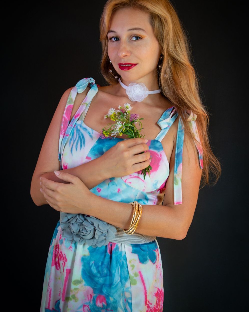 The puff sleeve is one of the most enduringly popular fashion statements in women's clothing — a design element that adds volume, drama, and a deliberately romantic quality to any top or blouse. In 2026, the puff sleeve is appearing in its most varied forms yet, from the puff ...