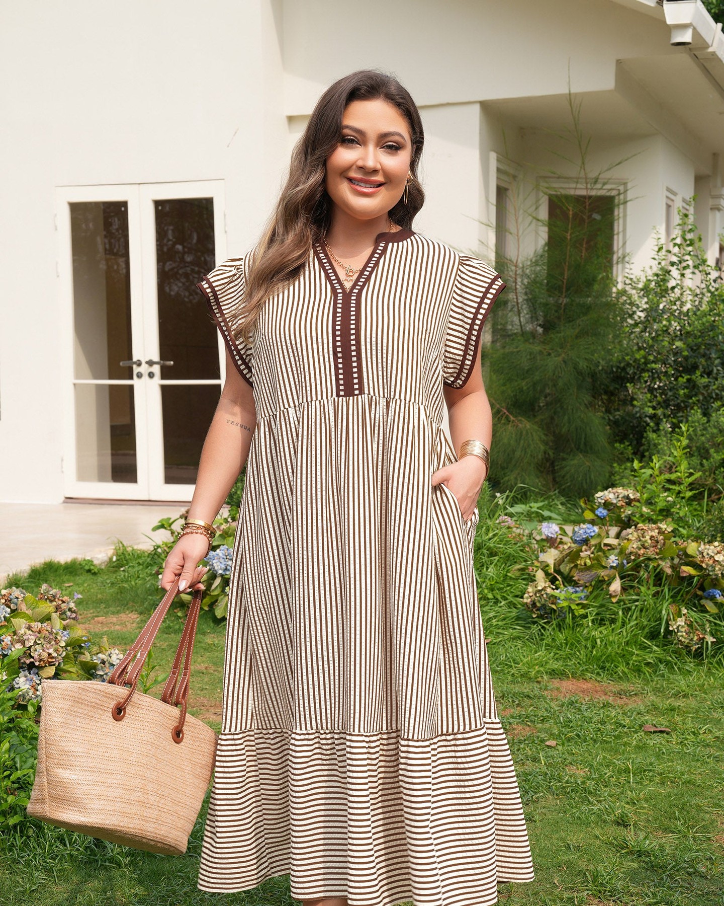 You slip on this maxi dress and instantly feel the difference—the flutter sleeves catch the light beautifully, the V-neck elongates your frame, and the tiered skirt moves with you effortlessly.

Every detail works together. The front slit gives you freedom to move and walk with confidence. No bulk, just pure elegance and comfort.

Elevate your wardrobe with this stunning plus size maxi dress. Now at £35.69.

#PlusSizeStyle #MaxiDress #FlutterSleeves #FeelGood #FashionFitz