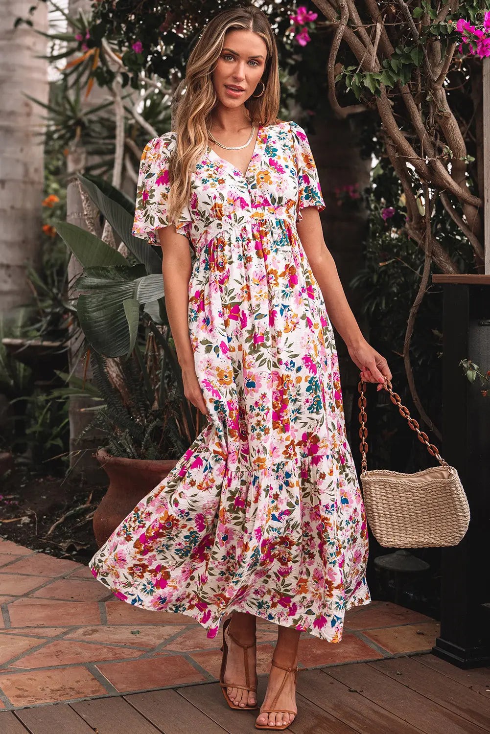 She slips on the red floral dress and suddenly feels like the main character of her own story.

That structured high waist? It cinches in all the right places and makes you feel effortlessly confident. The flowing maxi skirt moves with you, the V neckline is pure elegance, and the short sleeves keep it perfect for warm weather.

Whether it's a summer wedding, garden party, or night out—this dress does the heavy lifting. You look polished, romantic, and undeniably radiant.

Now at £40.38 (was £56.53).

#RedFloralDress #MaxiDress #WeddingGuestStyle #SummerDresses #FashionFitz