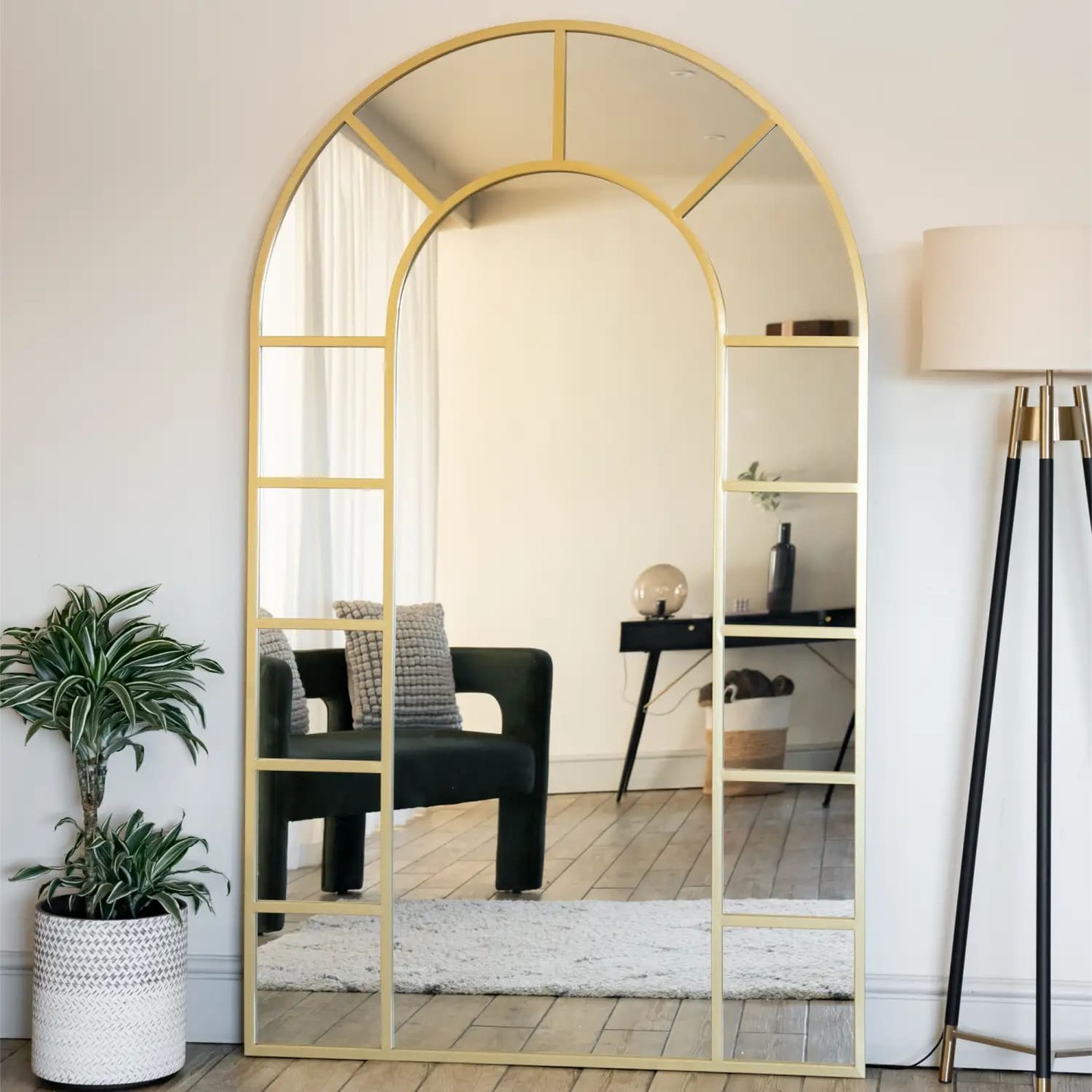 Your space deserves to feel bigger, brighter, and more beautiful. The Mio mirror does all three.

This stunning 180cm x 105cm gold arched window mirror doesn't just reflect—it transforms. The elegant arched lattice pattern brings architectural character while the warm gold finish adds instant luxury to any room.

Perfect for creating depth, bouncing light around, and making a bold decorative statement.

Available now for £369.95

https://jobuhome.com/products/mio-full-length-gold-metal-arched-window-mirror-180cm-x-105cm

#MioMirror #GoldMirror #InteriorStyle #HomeDecor #StatementMirror