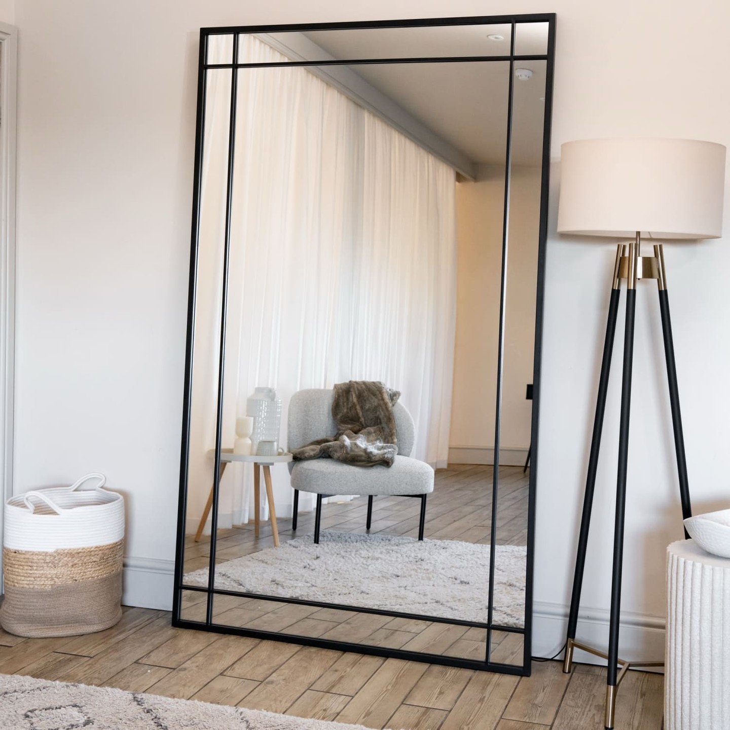 200cm of pure style—that's how tall the Aimi Mirror stands in your space.

This isn't just a mirror. It's an architectural statement that makes rooms feel bigger, brighter, and endlessly more sophisticated.

The black metal frame with windowpane design catches light beautifully, while the oversized scale transforms any wall into a focal point. Perfect for open-plan living, high ceilings, or anywhere you want serious visual impact.

Available now for £399.95 at https://jobuhome.com/products/aimi-full-length-black-metal-rectangle-window-mirror-200cm-x-120cm

#AimiMirror #StatementMirror #InteriorDesign #HomeDecor #JōbūHome