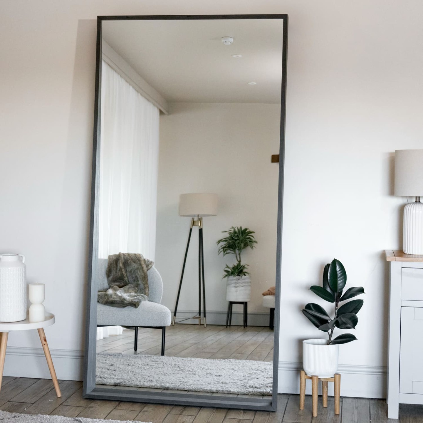 Morning light hits the glass and suddenly your entire room feels bigger, brighter, and impossibly chic.

The Hanaka Black Oak Leaner Mirror transforms any space with its bold, modern presence. At 200cm x 100cm, it's the full-length statement piece that works in bedrooms, hallways, or dressing areas. The sleek black oak finish pairs beautifully with any decor style, while its unique angled frame ensures you get the perfect reflection every time.

Available now for £399.95 with DPD delivery.

https://jobuhome.com/products/hanaka-full-length-black-oak-rectangle-mirror-200cm-x-100cm

#LeanerMirror #HomeDecor #ModernDesign #InteriorStyle #JōbūHome