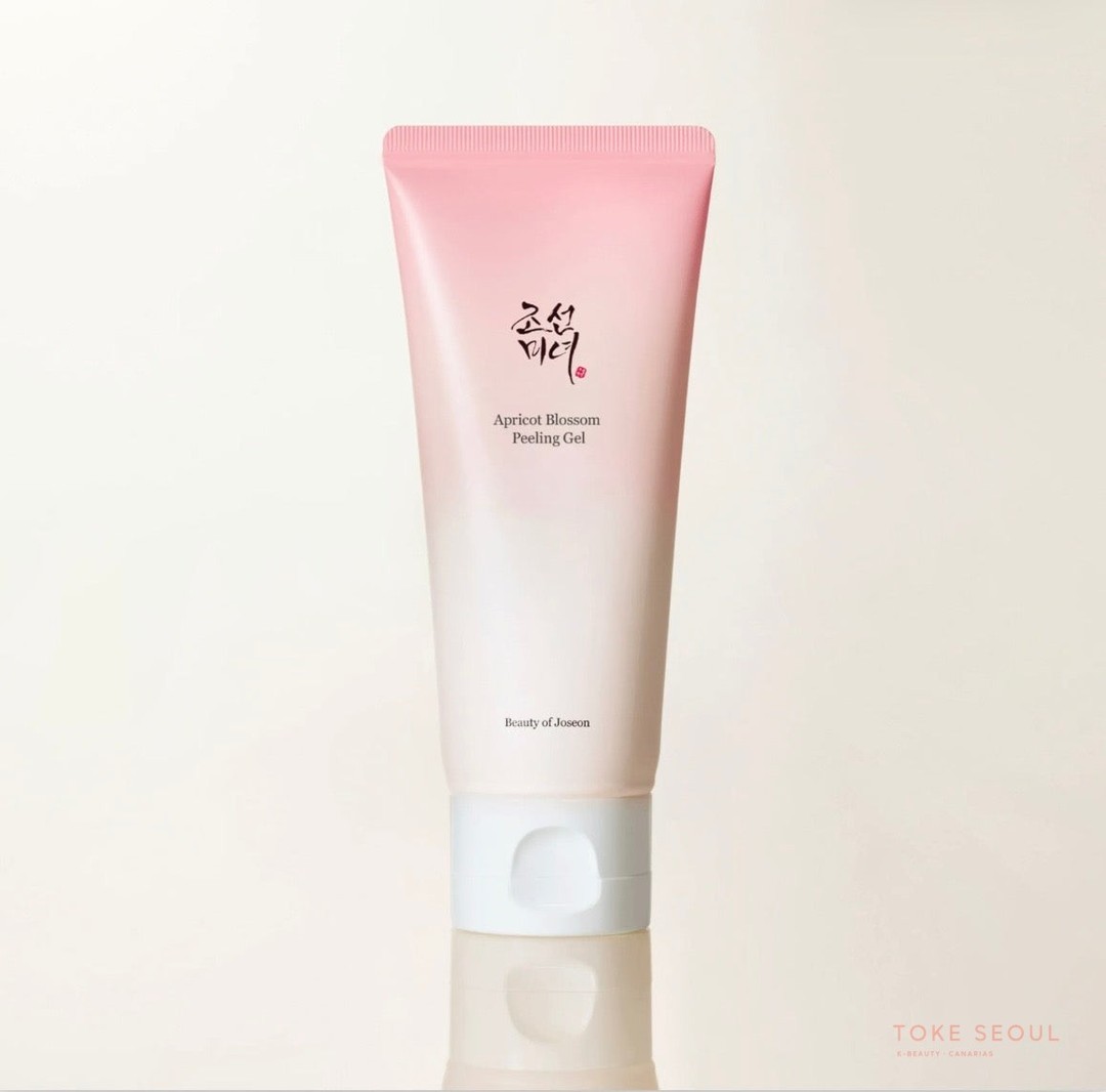 El 87% de las personas nota poros más limpios después de usar un exfoliante suave. 

Con el Apricot Blossom Peeling Gel de Beauty of Joseon, tu piel brilla sin irritación.

Masajea suavemente 1-3 veces por semana y descubre:
✨ Textura más fina y suave
✨ Poros menos visibles
✨ Ese glow natural que todas buscamos

Cosmética coreana que cuida mientras renueva. Disponible ahora por €19,90.

#TokeSeoul #KBeautyCanarias #CosmeticaCoreanaCanarias #SkincareCanarias #KBeauty #KoreanSkincare #RutinaCoreana #CuidadoFacial #PielGlow #PielSana #BeautyCanarias #SinAduanas #EnvioCanarias #ElGlowLlegaACanarias