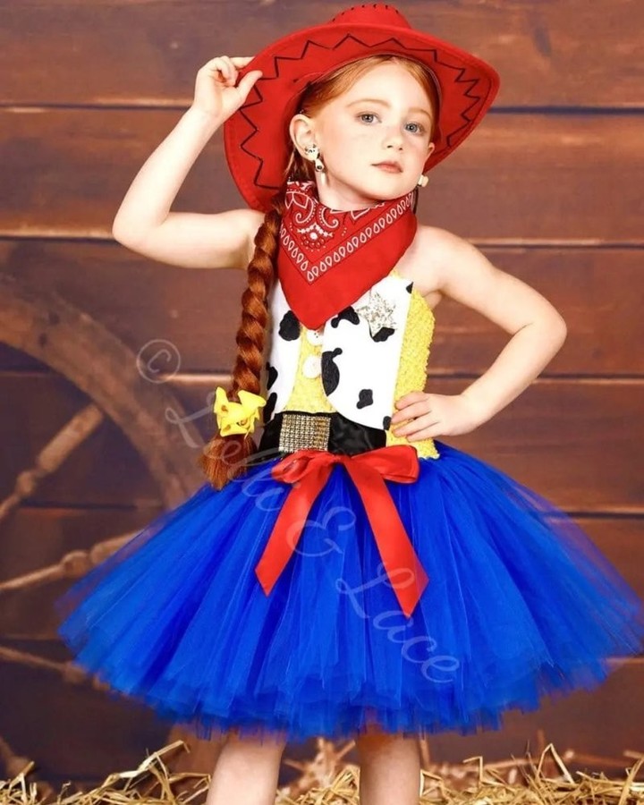 Dress-up magic meets Wild West adventure with this complete Jessie-inspired costume set.

Everything little dreamers need for their rodeo moment—tutu dress, hat & bandana all in one twirl-worthy collection. Perfect for birthdays, Halloween, Toy Story celebrations, or imaginative play that never ends.

https://ssdlr.shop/l/aeab68aa

✨🤠🎀 #JessieInspired #CowgirlCostume #DressUpMagic #ToyStoryBirthday #WesternThemed