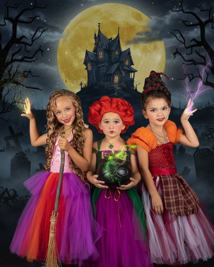 Three enchanting sister styles in one magical set? Yes, please! 🎃✨

Each Sanderson Sisters tutu dress comes with a coordinating tulle broom and flowing cape—everything little dreamers need to run amok this Halloween. Perfect for sisters, best friends, or group costume magic.

https://ssdlr.shop/l/9cd2631f

#HocusPocus #SandersonSisters #GirlsHalloweenCostume #TutuDress #WitchCostume